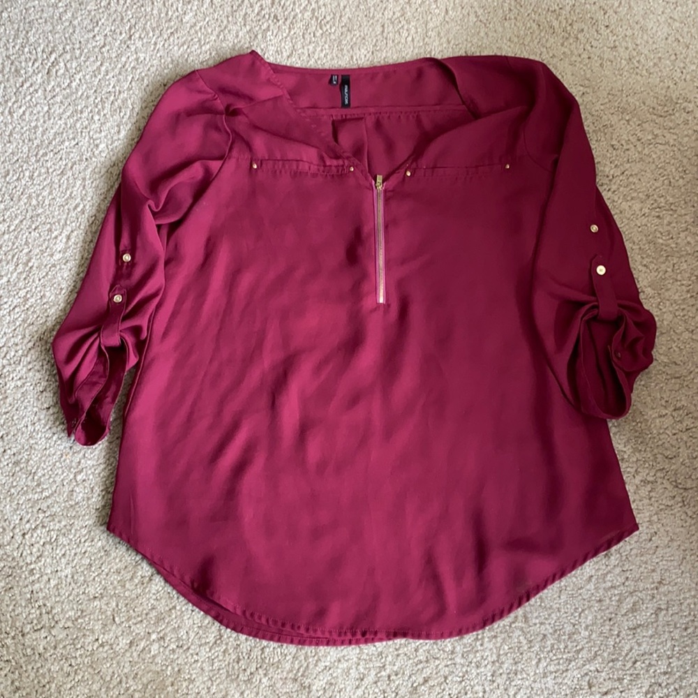 Maurices Red/Burgundy Blouse  ** EUC **